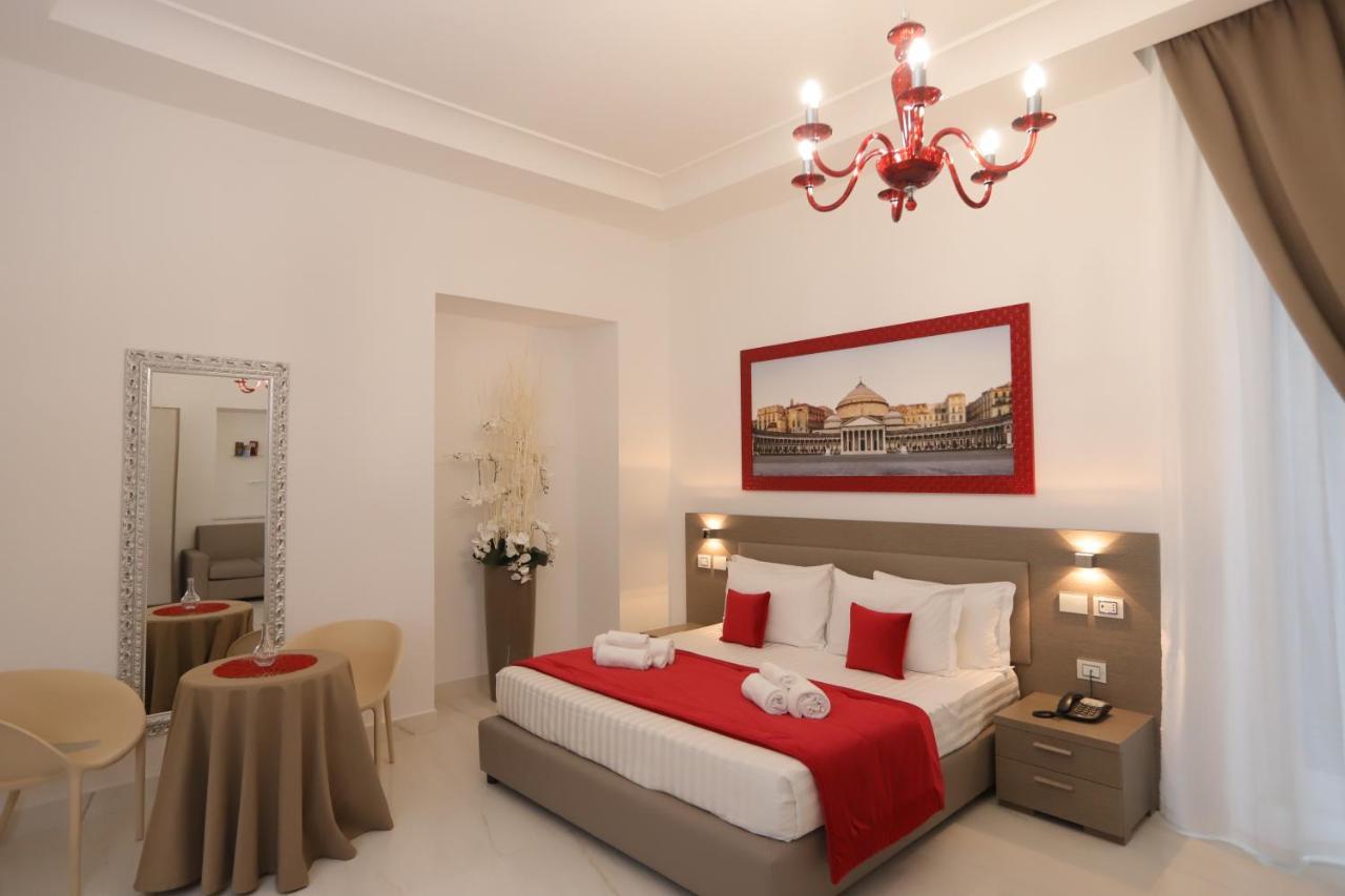 Mecla Suites Наполи Екстериор снимка