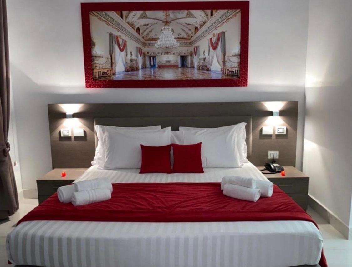 Mecla Suites Наполи Екстериор снимка