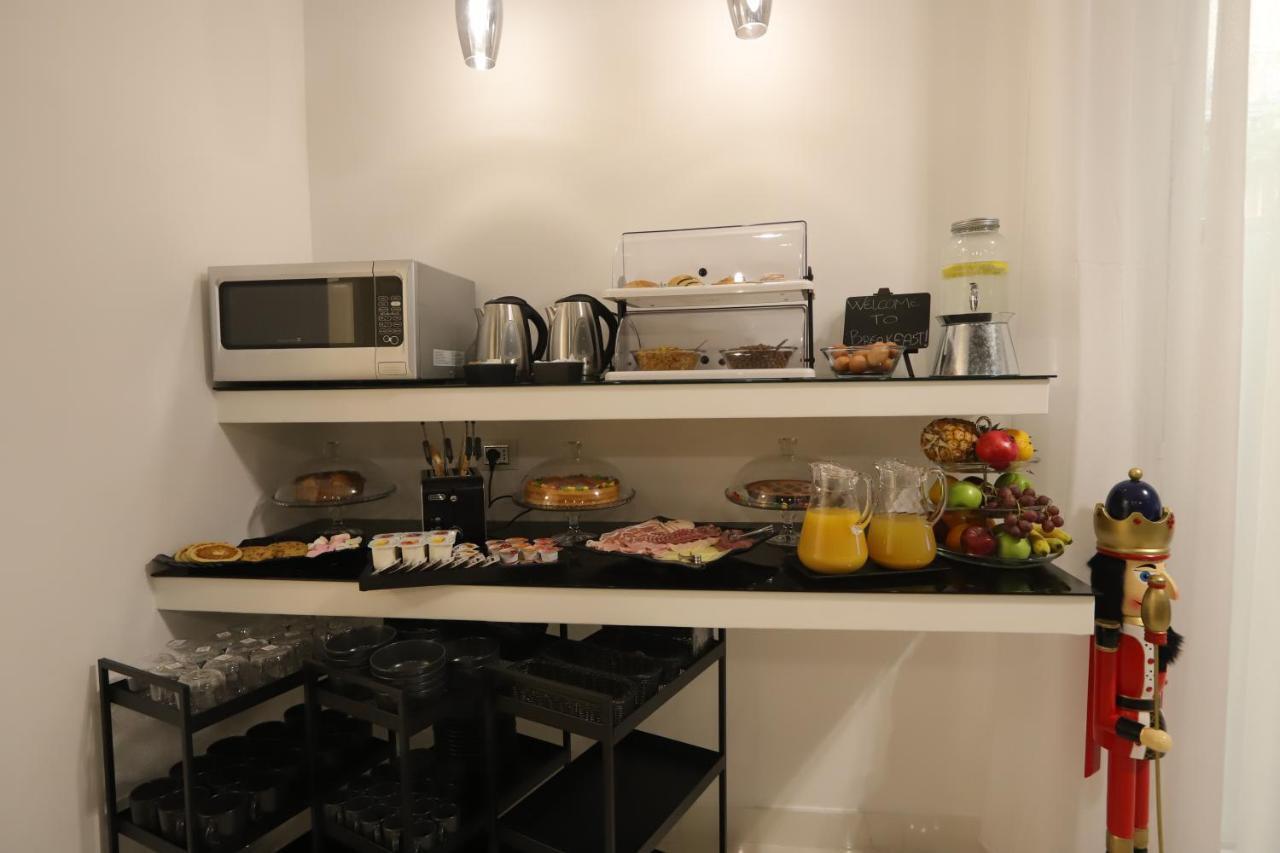 Mecla Suites Наполи Екстериор снимка